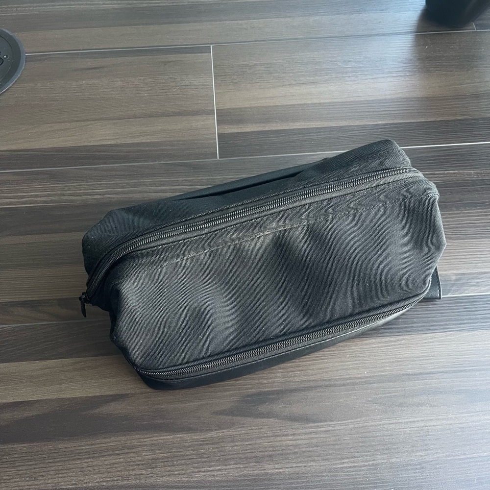 BEIS Dopp Kit in Black